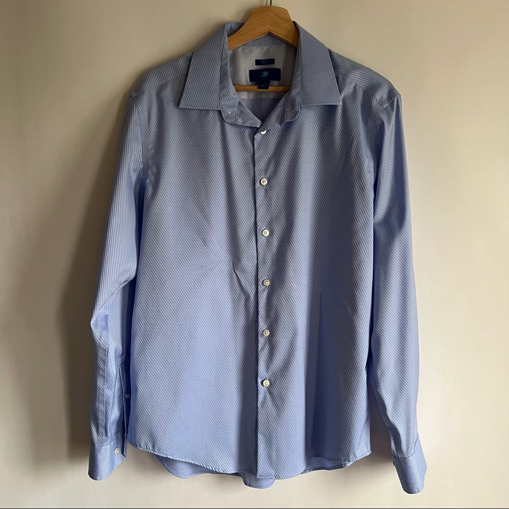 Egara Men’s Dress Shirt (Size Large)